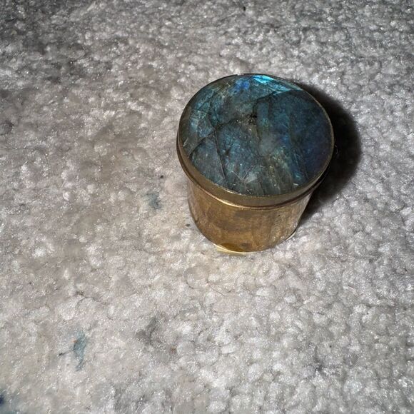 Blue Gemstone ring Box - Picture 2 of 3